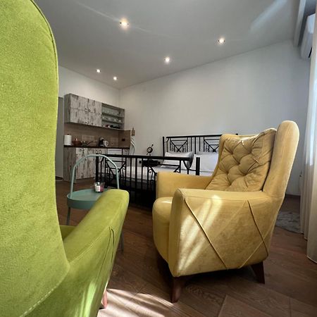 Rezervisi Slobodno, U Centru Smo Apartment Novi Sad Luaran gambar