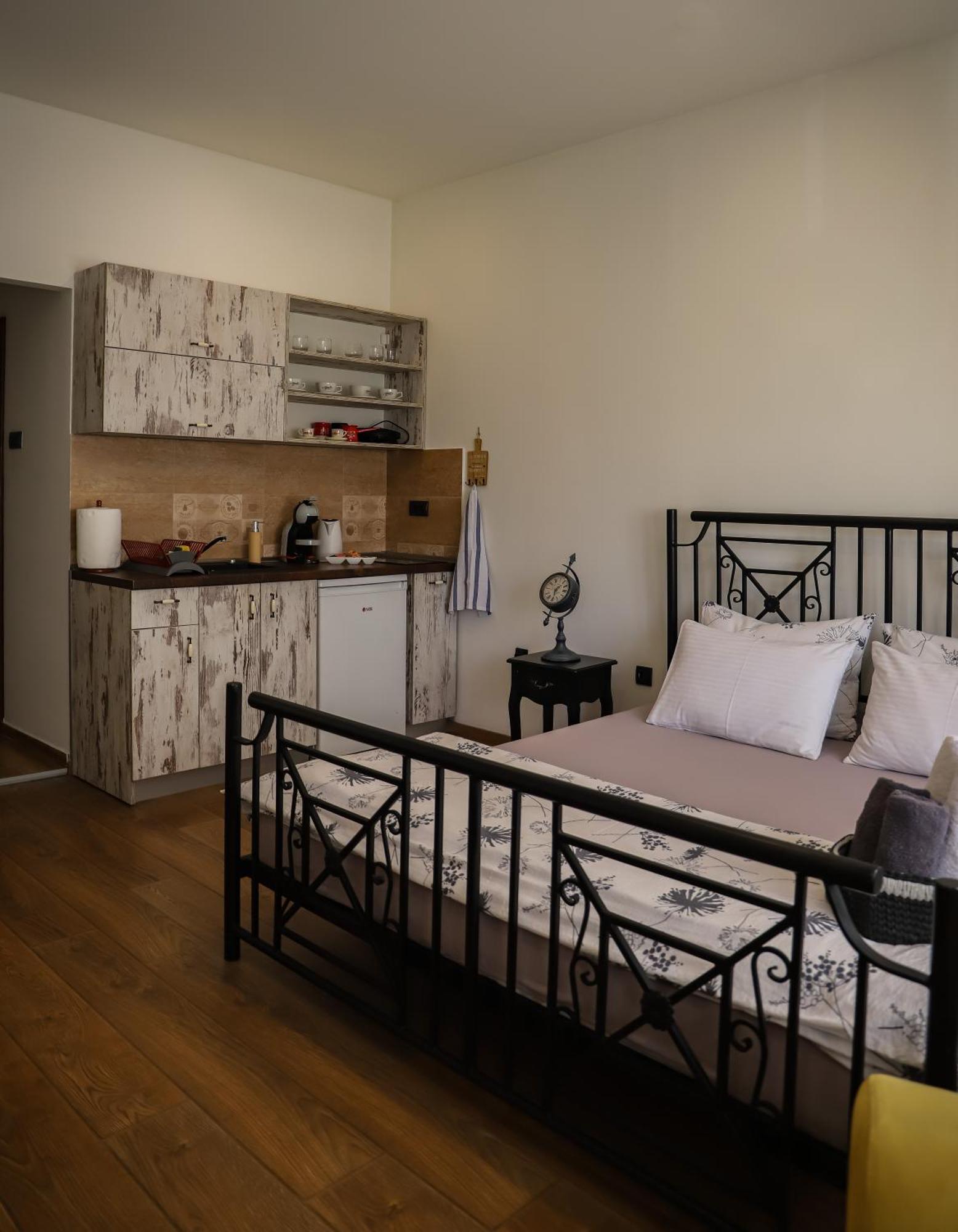 Rezervisi Slobodno, U Centru Smo Apartment Novi Sad Luaran gambar